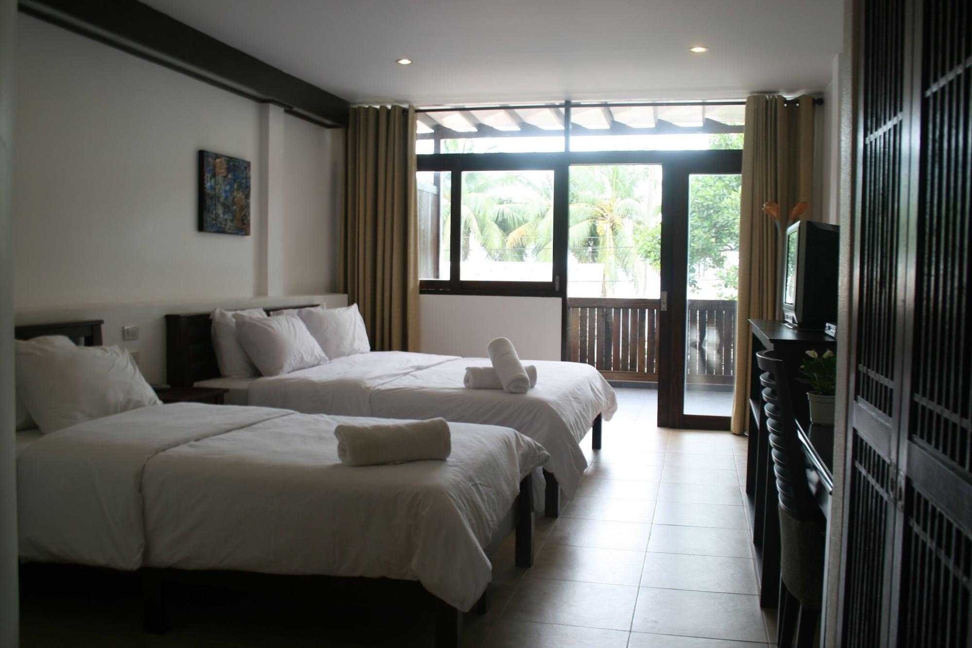 Baantalay Thungwualaen Hotel Pathiu Buitenkant foto