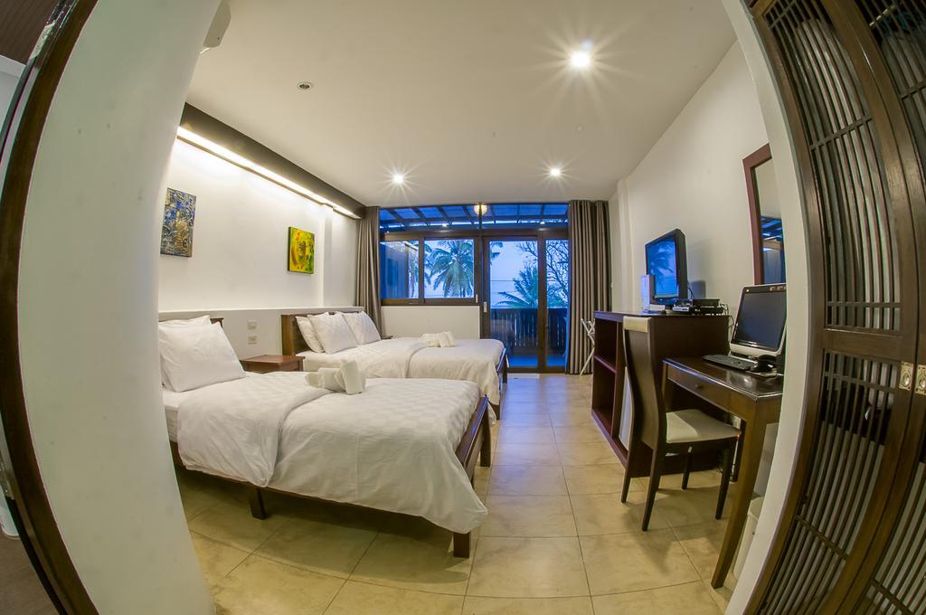 Baantalay Thungwualaen Hotel Pathiu Buitenkant foto
