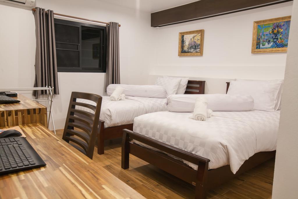 Baantalay Thungwualaen Hotel Pathiu Buitenkant foto